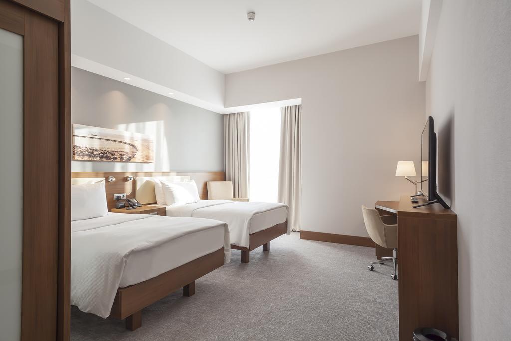 Hotel Hampton By Hilton Kocaeli Symbol Camera foto