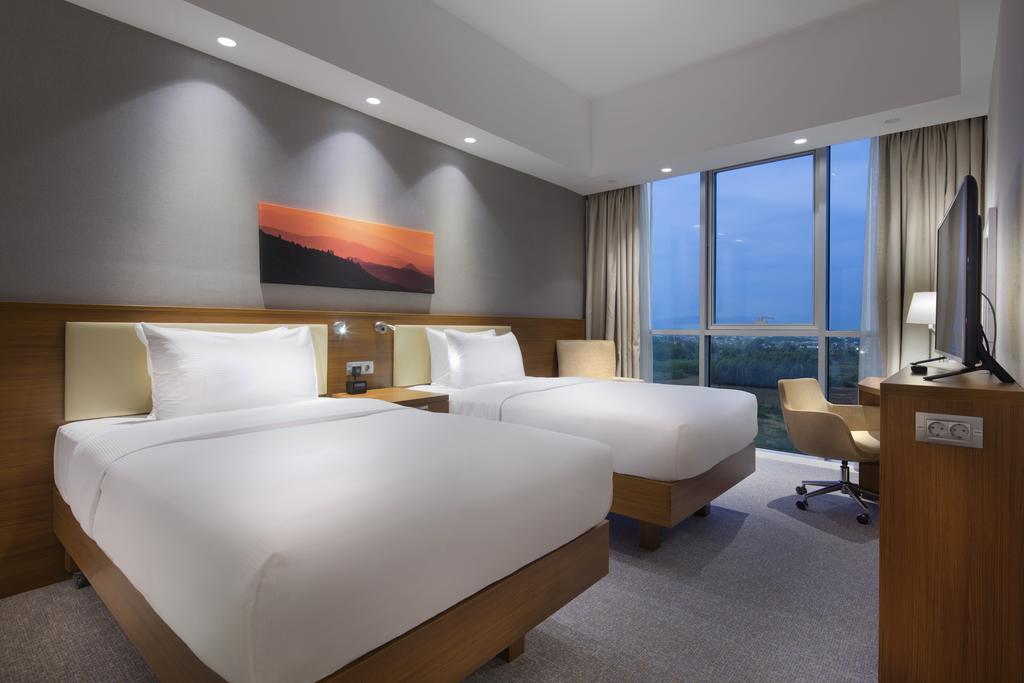 Hotel Hampton By Hilton Kocaeli Symbol Esterno foto