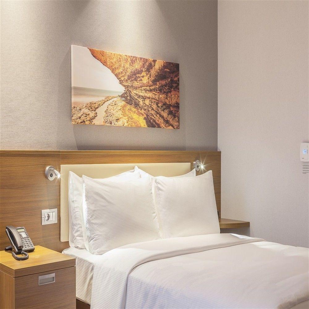 Hotel Hampton By Hilton Kocaeli Symbol Esterno foto