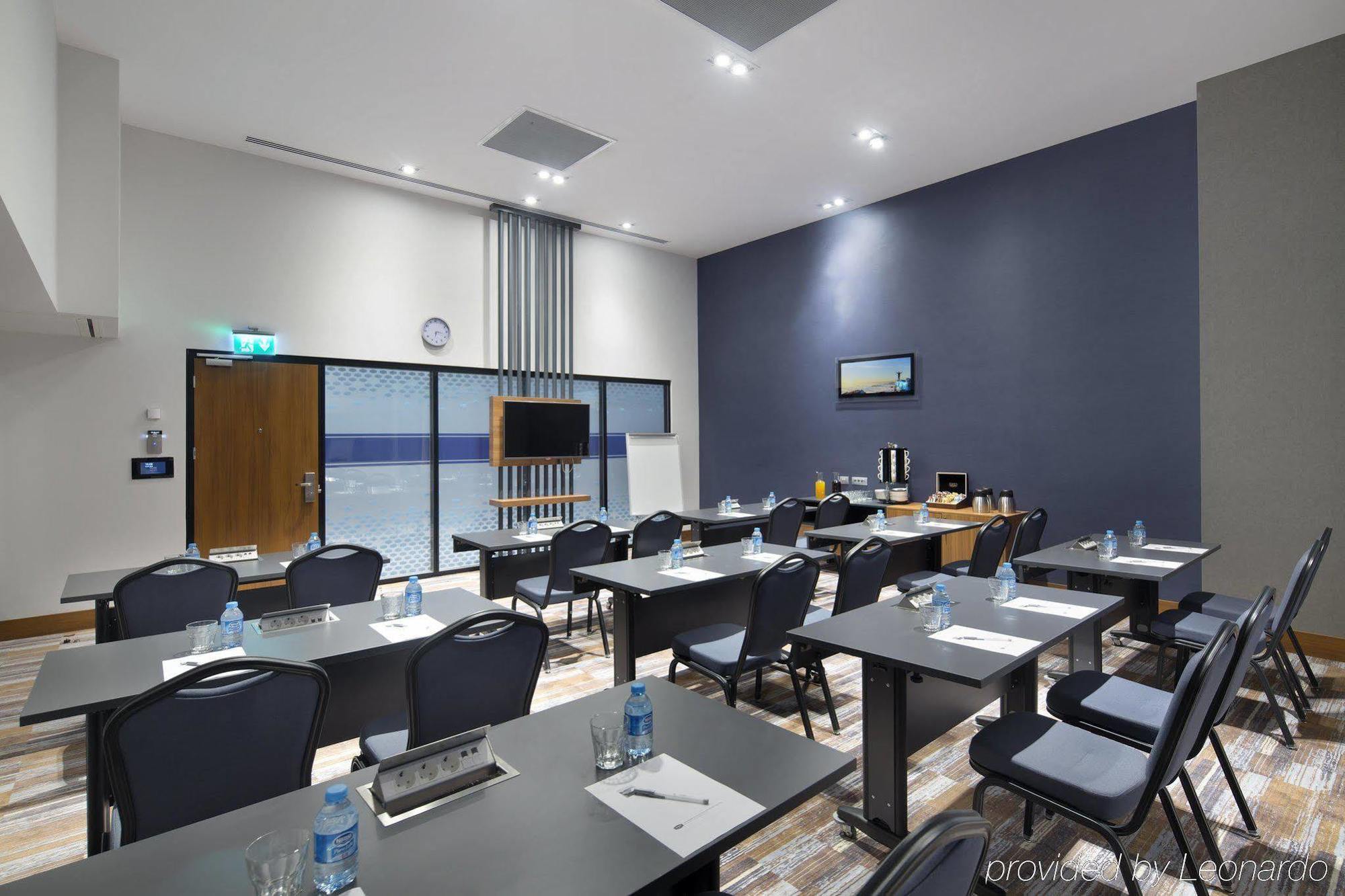 Hotel Hampton By Hilton Kocaeli Symbol Esterno foto
