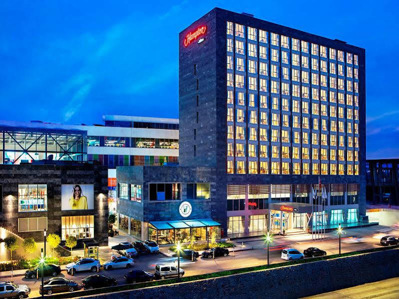 Hotel Hampton By Hilton Kocaeli Symbol Esterno foto